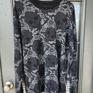 Stylish Black and Gray Paisley Skull Long Sleeve Shirt